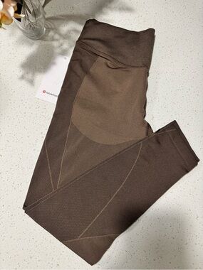 Lululemon Get Low High-Rise Training Tight 25” Size 6/8/10